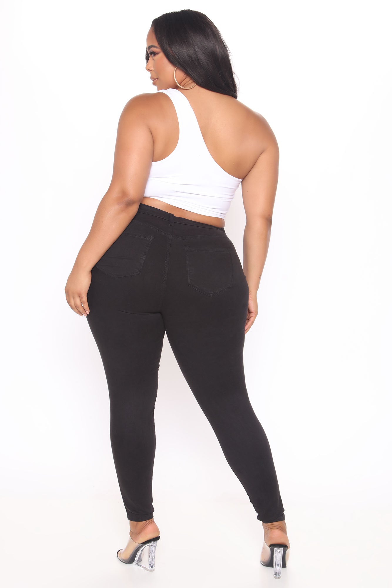 Skinny Jeans mit schmaler Taille - Schwarz