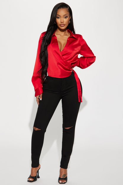 Skinny Jeans mit schmaler Taille - Schwarz